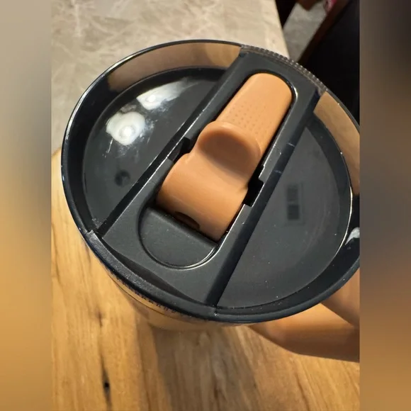 THE QUENCHER PROTOUR FLIP STRAW TUMBLER 30 OZ - Picture 6 of 8